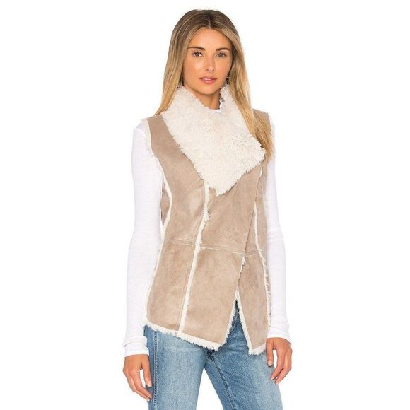 Cupcakes and Cashmere REVOLVE Faux Fur Arden Suede Vest Toffee CH301620 - Picture 2 of 13